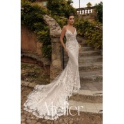 A, ROMANTIC CHANTILLY